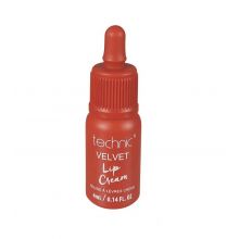 Technic Cosmetics - Rossetto liquido Velvet - Classic Red